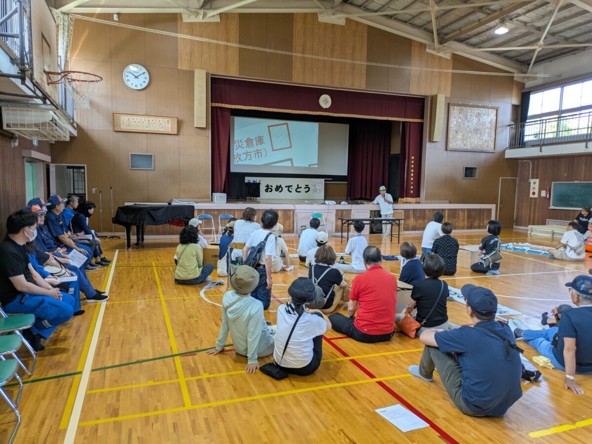 枚方市香陽小学校「第22回自主防災訓練」レポート|避難所開設・毛布搬出・消火訓練・AED講習