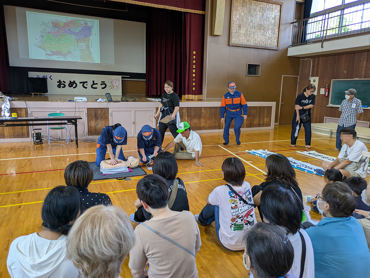 枚方市香陽小学校「第22回自主防災訓練」レポート|避難所開設・毛布搬出・消火訓練・AED講習